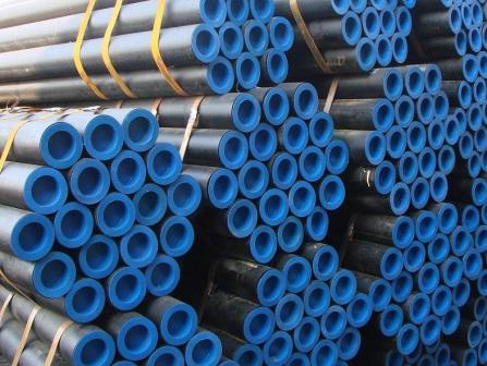 Bundles of API steel pipe
